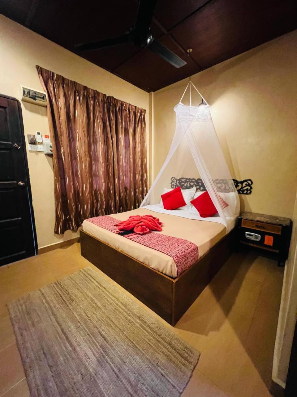 Ombak Dive Resort Perhentian Island Pulau Perhentian Kecil Bagian luar foto